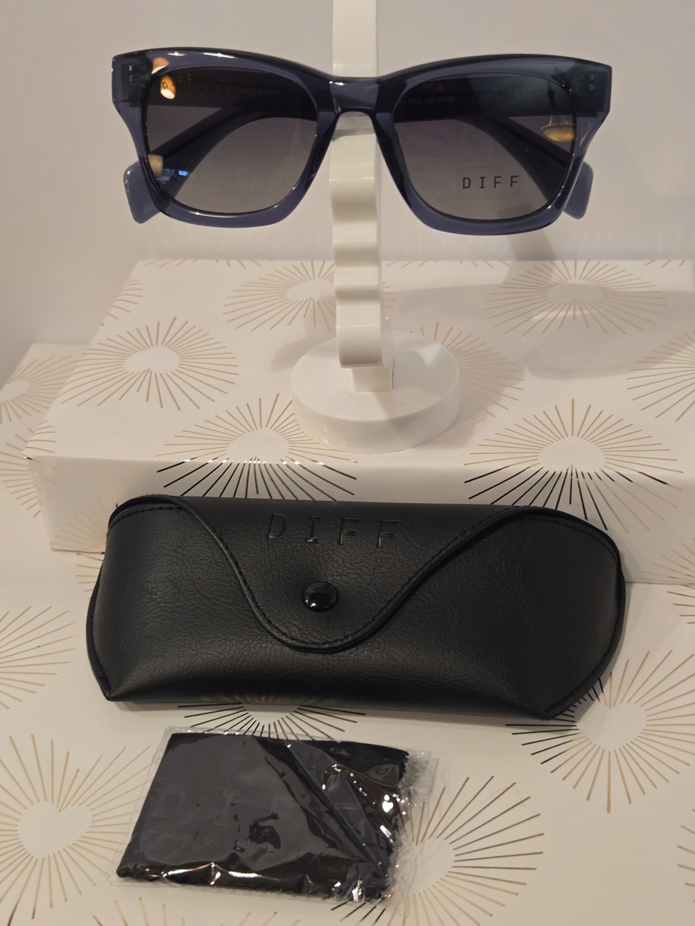 Diff Eyewear Blue Rectangular Sunglasses for Women